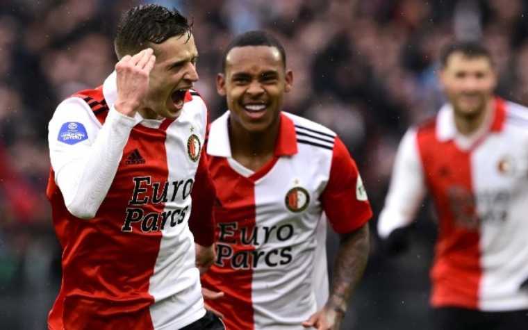 Eredivisie: «Κλείδωσε» τον τίτλο η Φέγενορντ - «Πάρτι» της PSV (3-0) με Άγιαξ