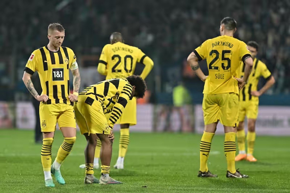 Bundesliga: Απίστευτη «γκέλα» της Ντόρτμουντ κι ευκαιρία πλέον για την Μπάγερν να περάσει μπροστά