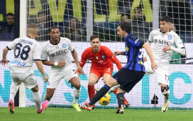 Serie A: Η Νάπολι υποχρέωσε την Ίντερ στην πρώτη ισοπαλία (1-1) μέσα στο 2024, Ο Πελεγκρίνι κράτησε την Ρόμα στο -3 από... το Champions League, Ξέφυγε με +3 από τη Γιουβέντους η Μίλαν μετά το «διπλό» στη Βερόνα
